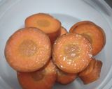 Foto langkah ke 2 dari resep Sayur Bening Gambas Wortel.