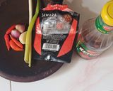 Foto langkah ke 1 dari resep Cumi puyuh saus padang.