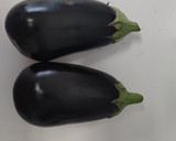 Foto del paso 1 de la receta: Berenjena rellena de atún y pisto 🍆