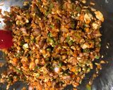 A picture of step 3 of Momos Paratha.