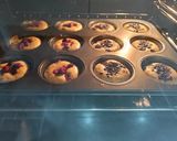 Foto del paso 3 de la receta Muffins de avena, plátano 🍌,manzana 🍎 y chocolate 85%🍫