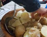 A picture of step 2 of Potato snack.