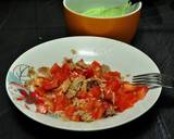 Foto del paso 2 de la receta Aguacates rellenos de tomate y anchoas