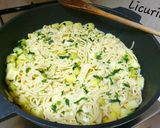 Pas rețetă Spaghetti con patate e zucchini (cartof și dovlecel) 3 fotografie