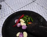 Foto langkah ke 1 dari resep Sambal tempe isi combro.
