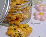 Foto langkah ke 8 dari resep Garlic Cheese Cookies.