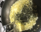 Foto del paso 2 de la receta: Mero en salsa verde a mi manera