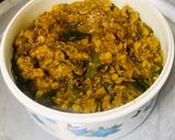 A picture of step 4 of Dal Masoor with capsicum.