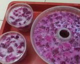 Foto langkah ke 5 dari resep Puding santan Buah Naga.