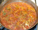 A picture of step 4 of Bistec Suizo.