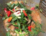 Foto langkah ke 4 dari resep Ayam Woku.