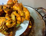 Gambar langkah 4 resipi Ayam Kicap Kentang Terung.