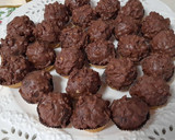 Foto del paso 5 de la receta: Bombones de chocolate y galletas