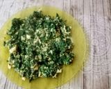 Foto del paso 4 de la receta: Espinaca salteada con ajo y huevo