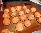 Une image de l'étape 6 de Plateau de choux gourmands d'halloween.