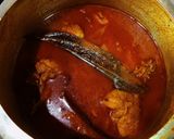 A picture of step 3 of Chicken curry.