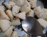 A picture of step 3 of Quick idli fry.