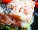 Foto del paso 3 de la receta: Tartar de salmón y aguacate con limón