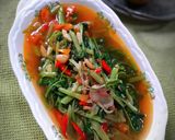 Foto langkah ke 1 dari resep Cah Kangkung Terasi simple.