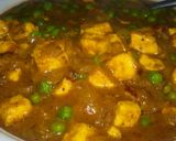 A picture of step 13 of Matar paneer.