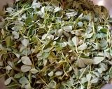 A picture of step 4 of Methi daal aloo.
