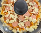 Foto langkah ke 4 dari resep Pizza Teflon Pinggiran Roti.