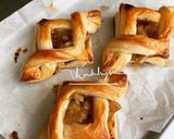 Hình bước làm 4 của món Bánh Danish Táo Quế