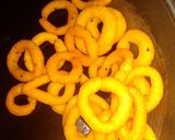 सूजी के रिंग (Suji ke ring recipe in hindi) रेसिपी चरण 7 फोटो