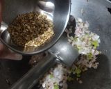 A picture of step 3 of Crispy Aloo Bade.