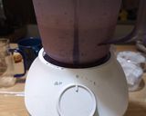 Foto langkah ke 2 dari resep Smoothie Pisang Mixberries.