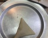 A picture of step 6 of Chicken samosa.