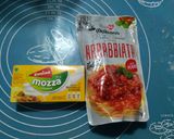Foto langkah ke 1 dari resep Bolognese Cheezy Bread.