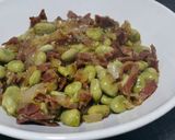A picture of step 7 of Broad beans and ham Spanish style.