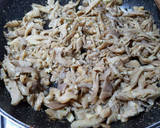 Foto del paso 6 de la receta: Setas al ajillo!!😋🍄🍴