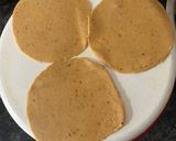 A picture of step 2 of Whole wheat flour masala puri.