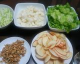 Foto del paso 10 de la receta: Ensalada Navideña de lechuga con manzana y nuez