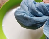 A picture of step 2 of Coconut Milk.