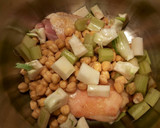 Foto del paso 1 de la receta: Puchero de gallina, con verduras y legumbres