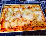 Foto langkah ke 9 dari resep Pizza jumbo Loyang Kuker.
