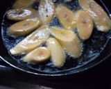A picture of step 3 of Fried plantain.