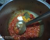 A picture of step 4 of Aloo Baingan Curry.