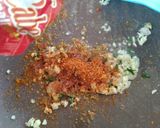 Foto langkah ke 5 dari resep Telur Gulung Bumbu Pedas.