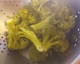 Foto del paso 1 de la receta: Brócoli con salsa Blanca