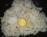 Nasi Gurih Daun Jeruk (Dengan Telur Ceplok Pedas Saus Tiram) langkah memasak 2 foto