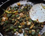 A picture of step 7 of Bhindi ki sabzi.