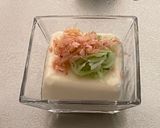 A picture of step 1 of How we Japanese eat Tofu everyday.