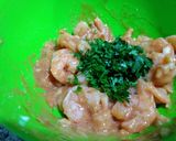 Foto del paso 4 de la receta: Ceviche de camarones con aguacate (palta)