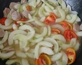 Foto langkah ke 3 dari resep Tumis timun menu anak.