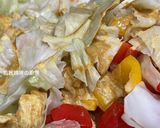 A picture of step 18 of Curry Chicken with Cabbage.