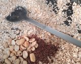 A picture of step 1 of Masala oats.